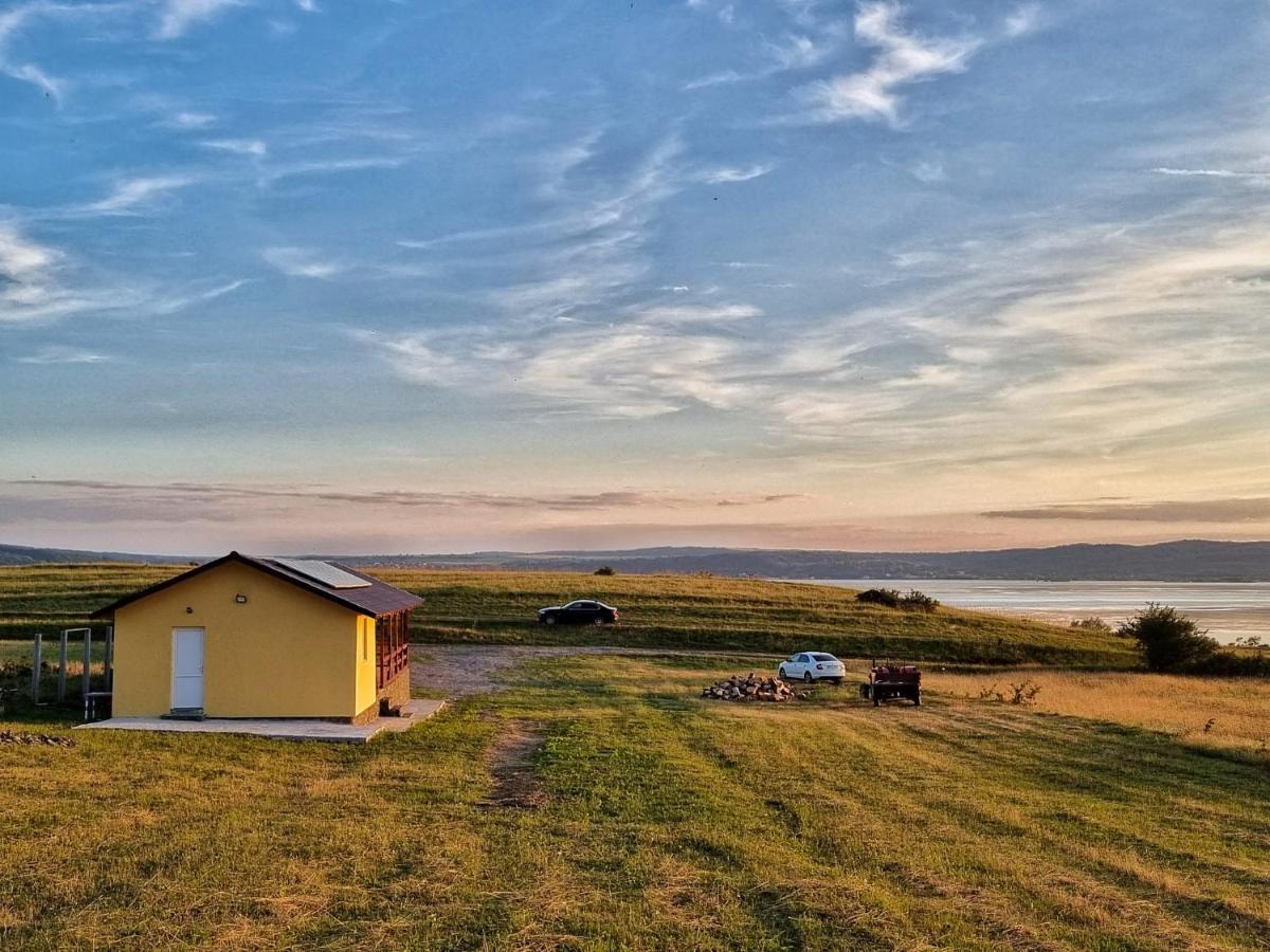 Cabana Varad Coronini Moldova Veche Esterno foto